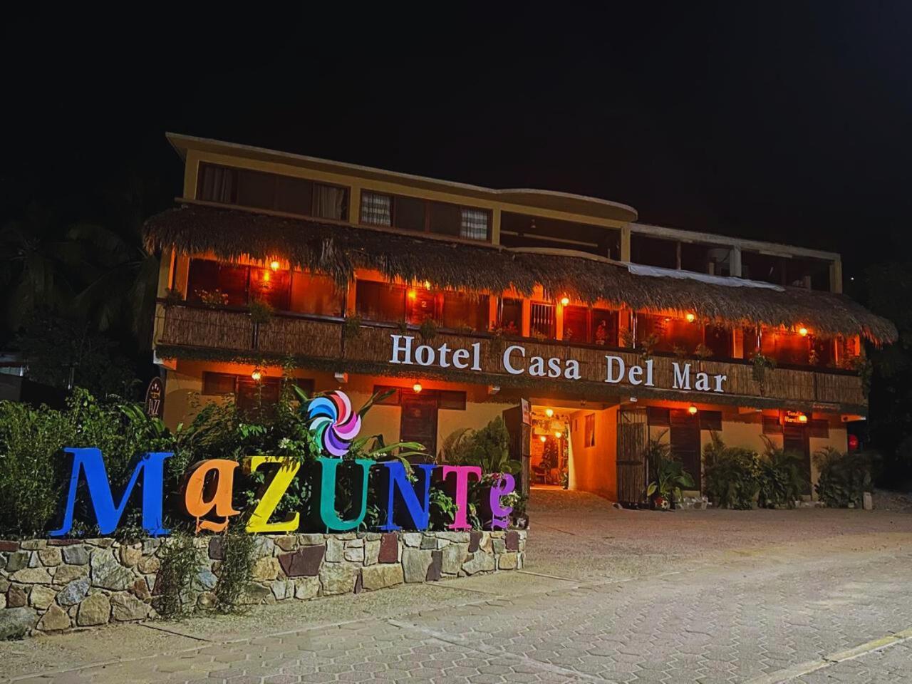 Hotel Casa Del Mar Mazunte Santa María Tonameca Exteriör bild
